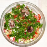 Фоторецепт: Салат из редиса с морепродуктами